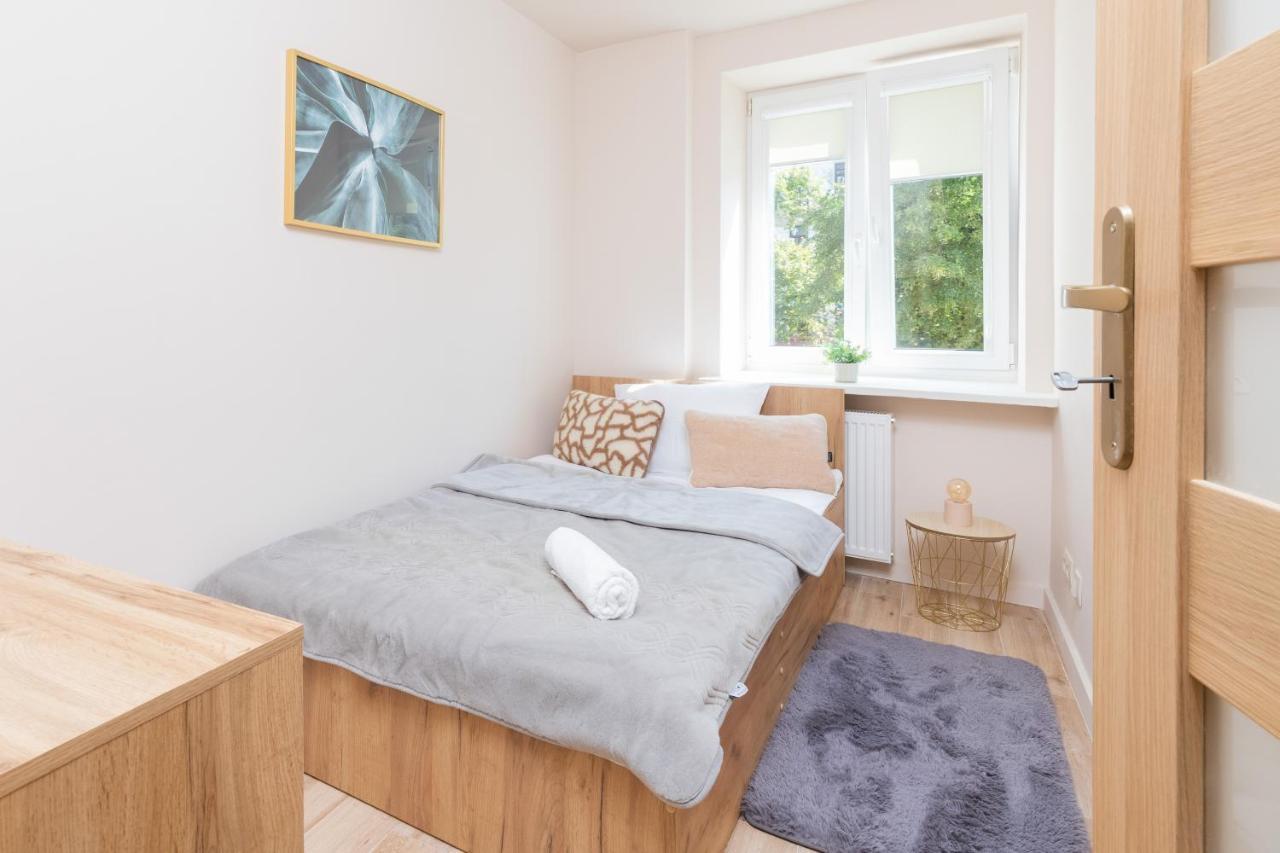 Mokotow Apartments Reytan By Noclegi Renters Warschau Buitenkant foto